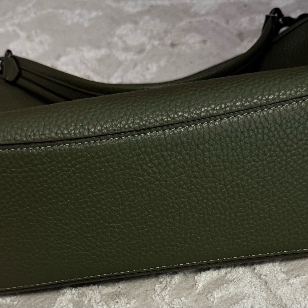 Coach Olive Green Pebbled Leather Shoulder Hobo with Matching Wallet - Picture 11 of 12